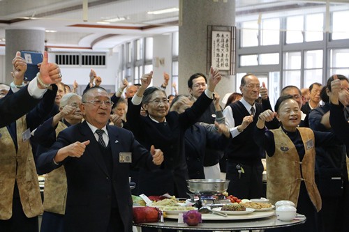 歲末感恩志工餐會　溫馨圍爐迎接新年頭