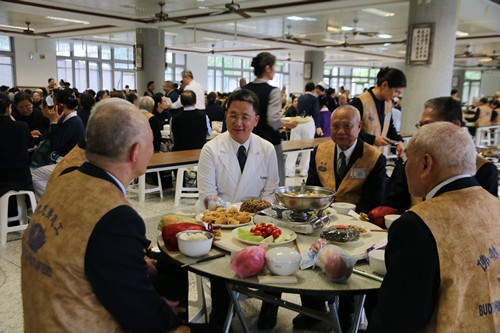 歲末感恩志工餐會　溫馨圍爐迎接新年頭