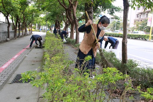 千手千眼護慈院　福田志工齊心迎接評鑑