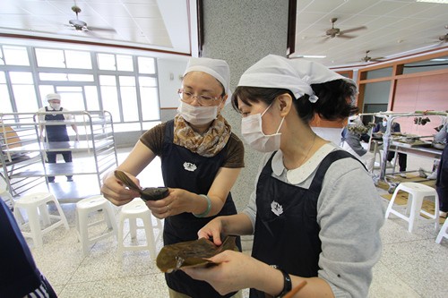 端午將至粽飄香　慈誠懿德祝福評鑑「包中」