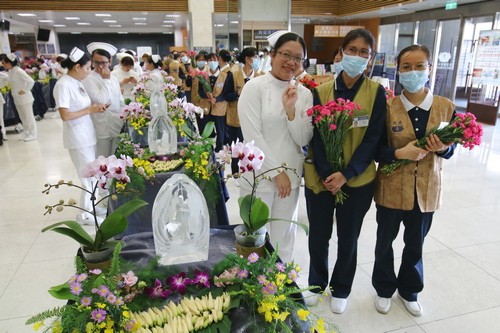 行動浴佛分享愛　滿院馨香道祝福