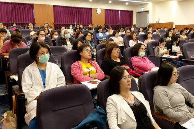 吸引了超過百位東區的社工師、醫事人員、檢警單位，包含臺灣高等檢察署花蓮分署檢察官黃怡君、臺東縣政府社會處處長曹劍秋等兒少保護相關專業人員與會