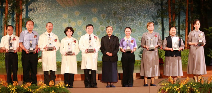 醫愛三十莫忘初衷　守護生命永不渝