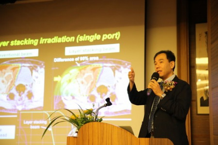 癌症治療新趨勢　日籍精準醫療專家分享重粒子精準醫療